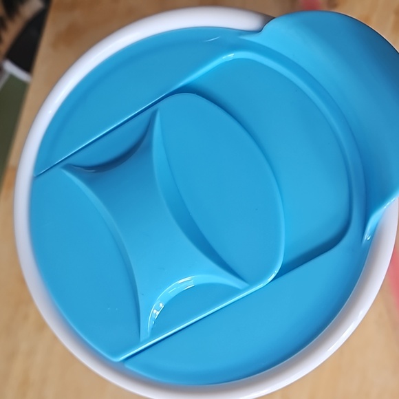 SANIRO HELLO KITTY 32 oz JUMBO COLD CUP - Picture 10 of 11